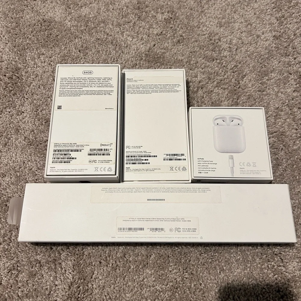 Apple empty boxes